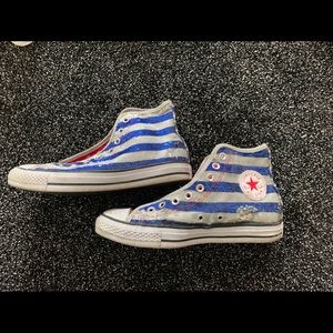 💥 💥 CONVERSE HIGH TOPS
